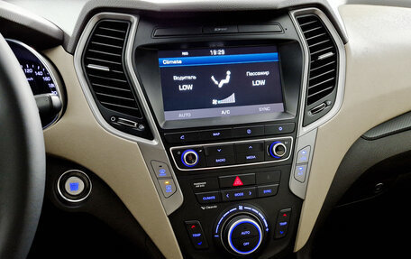 Hyundai Santa Fe III рестайлинг, 2017 год, 2 329 000 рублей, 23 фотография