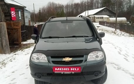 Chevrolet Niva I рестайлинг, 2012 год, 400 000 рублей, 3 фотография