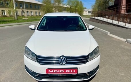 Volkswagen Passat B7, 2012 год, 1 030 000 рублей, 2 фотография