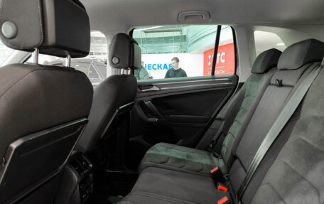 Volkswagen Tiguan II, 2019 год, 2 290 000 рублей, 15 фотография