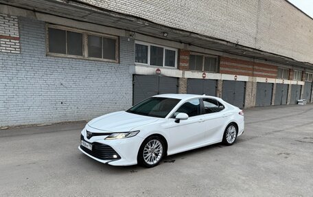 Toyota Camry, 2019 год, 2 900 000 рублей, 21 фотография