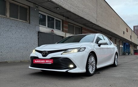 Toyota Camry, 2019 год, 2 900 000 рублей, 20 фотография