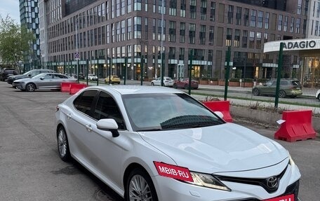 Toyota Camry, 2019 год, 2 900 000 рублей, 17 фотография