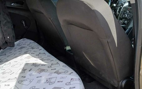 Opel Astra J, 2011 год, 555 555 рублей, 5 фотография