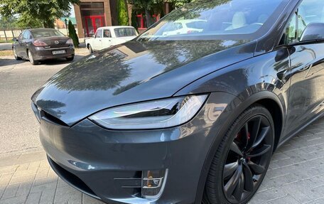 Tesla Model X I, 2020 год, 4 500 000 рублей, 2 фотография