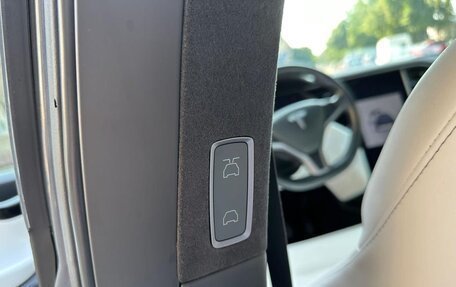 Tesla Model X I, 2020 год, 4 500 000 рублей, 12 фотография