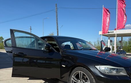 BMW 3 серия, 2011 год, 1 250 000 рублей, 2 фотография