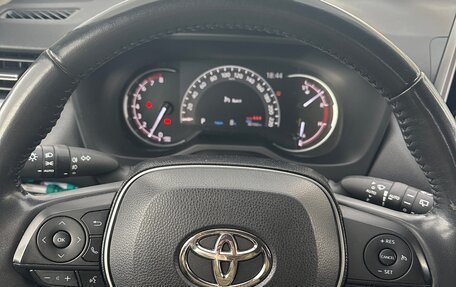 Toyota RAV4, 2021 год, 3 850 000 рублей, 8 фотография