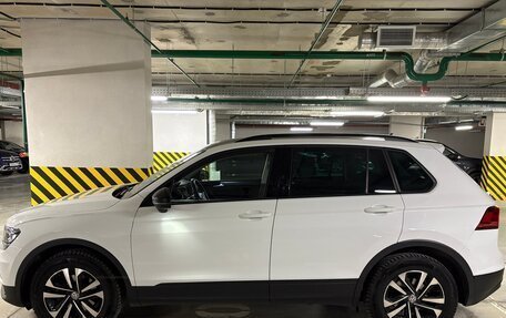Volkswagen Tiguan II, 2020 год, 2 800 000 рублей, 2 фотография