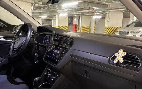Volkswagen Tiguan II, 2020 год, 2 800 000 рублей, 7 фотография