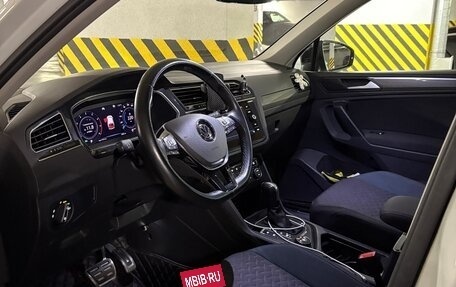 Volkswagen Tiguan II, 2020 год, 2 800 000 рублей, 5 фотография