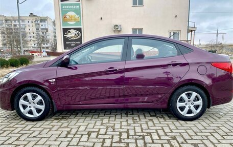 Hyundai Solaris II рестайлинг, 2011 год, 990 000 рублей, 3 фотография