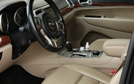 Jeep Grand Cherokee, 2012 год, 2 100 000 рублей, 13 фотография