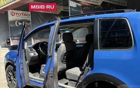 Volkswagen Touran III, 2005 год, 630 000 рублей, 7 фотография