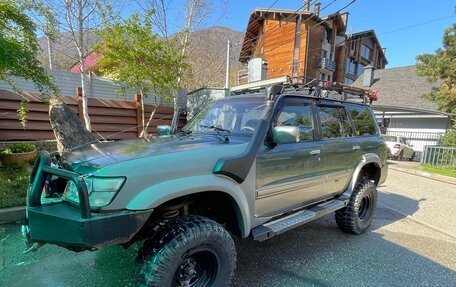 Nissan Patrol, 1998 год, 750 000 рублей, 2 фотография