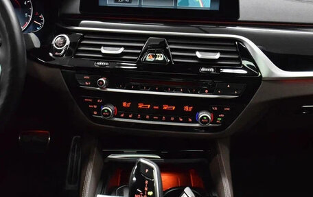BMW 6 серия, 2018 год, 4 569 000 рублей, 2 фотография