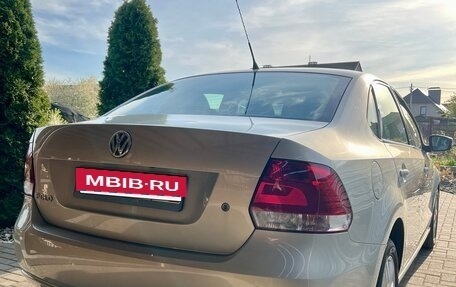 Volkswagen Polo VI (EU Market), 2011 год, 910 000 рублей, 3 фотография