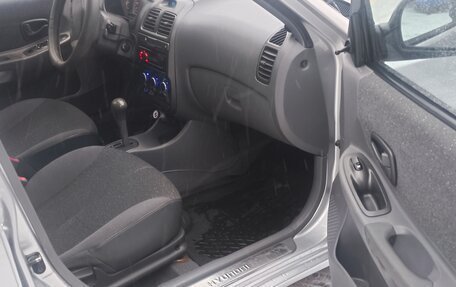 Hyundai Accent II, 2002 год, 415 000 рублей, 14 фотография