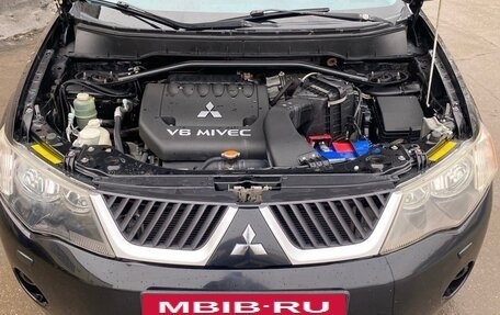 Mitsubishi Outlander III рестайлинг 3, 2008 год, 1 280 000 рублей, 2 фотография