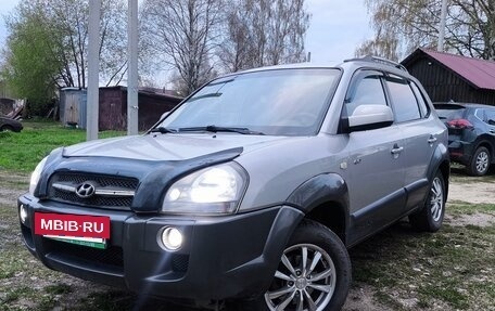 Hyundai Tucson III, 2004 год, 800 000 рублей, 3 фотография