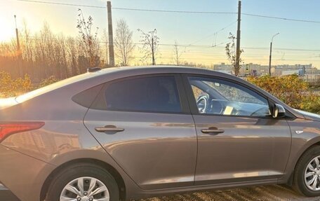 Hyundai Solaris II рестайлинг, 2022 год, 1 750 000 рублей, 3 фотография
