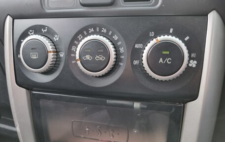 Toyota Ist II, 2002 год, 500 000 рублей, 13 фотография