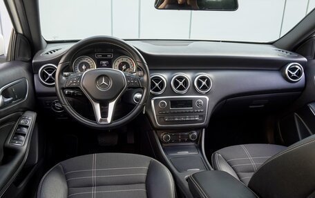 Mercedes-Benz A-Класс, 2013 год, 1 370 000 рублей, 6 фотография