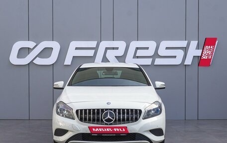 Mercedes-Benz A-Класс, 2013 год, 1 370 000 рублей, 3 фотография