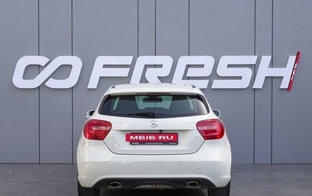 Mercedes-Benz A-Класс, 2013 год, 1 370 000 рублей, 4 фотография