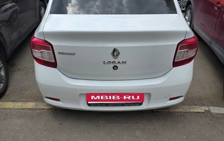 Renault Logan II, 2016 год, 700 000 рублей, 10 фотография