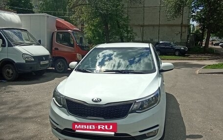 KIA Rio III рестайлинг, 2016 год, 1 000 000 рублей, 5 фотография