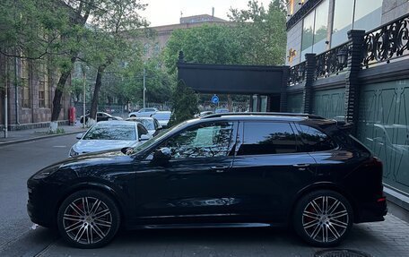 Porsche Cayenne III, 2017 год, 5 000 000 рублей, 2 фотография