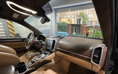 Porsche Cayenne III, 2017 год, 5 000 000 рублей, 10 фотография