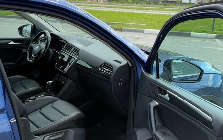 Volkswagen Tiguan II, 2018 год, 2 470 000 рублей, 6 фотография