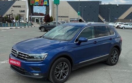 Volkswagen Tiguan II, 2018 год, 2 470 000 рублей, 5 фотография