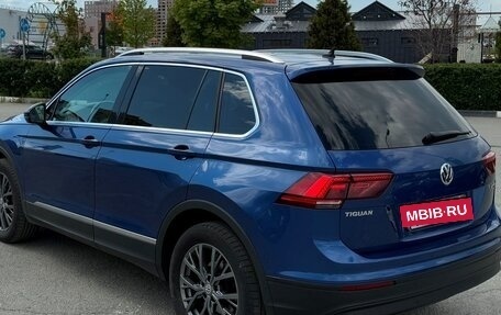 Volkswagen Tiguan II, 2018 год, 2 470 000 рублей, 4 фотография