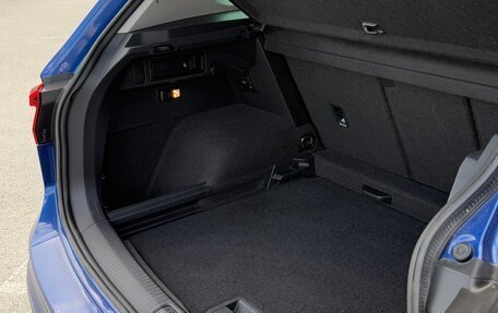 Volkswagen Tiguan II, 2018 год, 2 470 000 рублей, 29 фотография