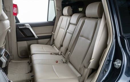 Toyota Land Cruiser Prado 150 рестайлинг 2, 2010 год, 3 349 000 рублей, 9 фотография