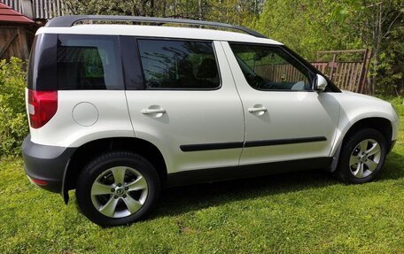 Skoda Yeti I рестайлинг, 2011 год, 900 000 рублей, 2 фотография