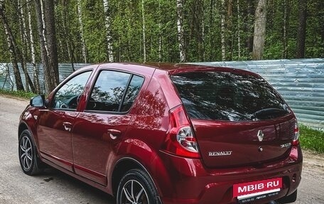 Renault Sandero I, 2011 год, 900 000 рублей, 5 фотография