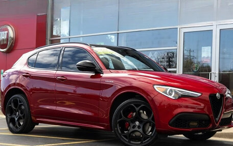 Alfa Romeo Stelvio, 2022 год, 3 250 000 рублей, 1 фотография