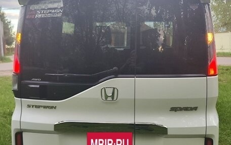 Honda Stepwgn IV, 2017 год, 2 700 000 рублей, 5 фотография