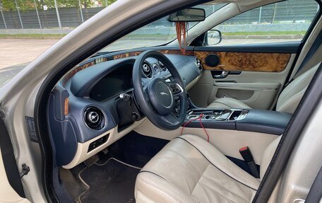 Jaguar XJ IV (X351), 2010 год, 2 050 000 рублей, 9 фотография