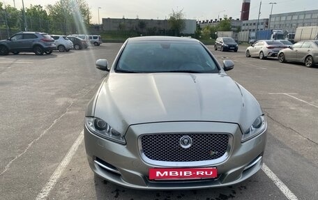 Jaguar XJ IV (X351), 2010 год, 2 050 000 рублей, 2 фотография