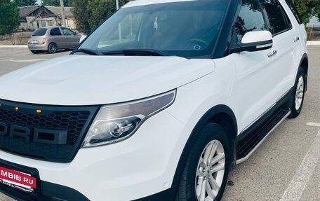 Ford Explorer VI, 2015 год, 2 700 000 рублей, 7 фотография