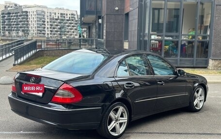 Mercedes-Benz E-Класс, 2007 год, 900 000 рублей, 4 фотография
