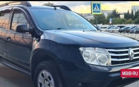 Renault Duster I рестайлинг, 2013 год, 860 000 рублей, 2 фотография
