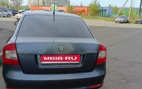 Skoda Octavia, 2011 год, 730 000 рублей, 2 фотография