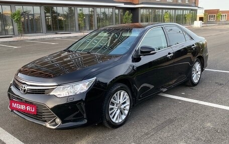 Toyota Camry, 2014 год, 1 770 000 рублей, 2 фотография