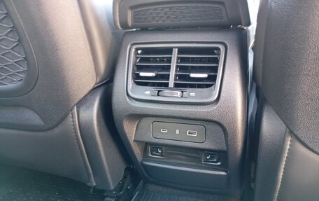 Geely Tugella FY11, 2022 год, 2 780 000 рублей, 18 фотография